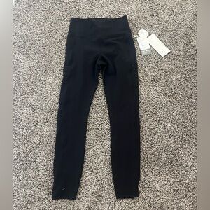 Vuori Studio Pocket Legging NWT Size S